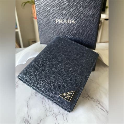 prada vitello trifold wallet navy|Prada Vitello Micro Grain Navy Blue Leather Triangle Logo Bifold .